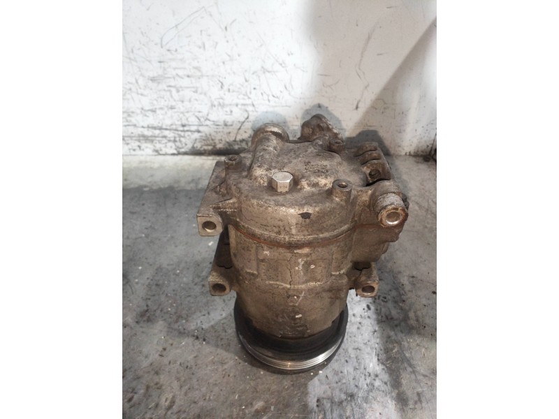 Recambio de compresor aire acondicionado para hyundai i30 classic referencia OEM IAM F500AN8CA03  
