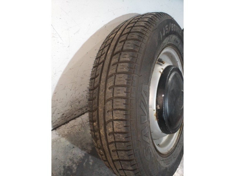 Recambio de juego llantas para seat 600 0.8 referencia OEM IAM  CUBIERTAS 145/80/12