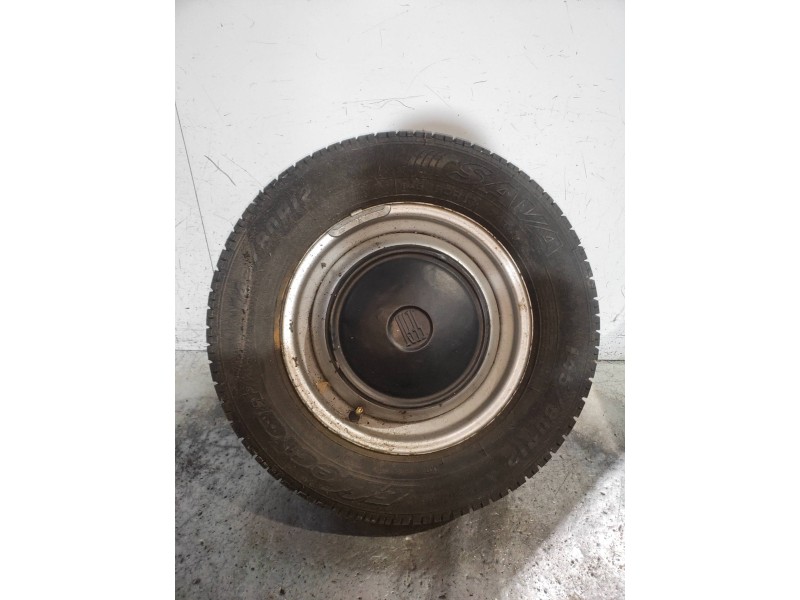 Recambio de juego llantas para seat 600 0.8 referencia OEM IAM  CUBIERTAS 145/80/12