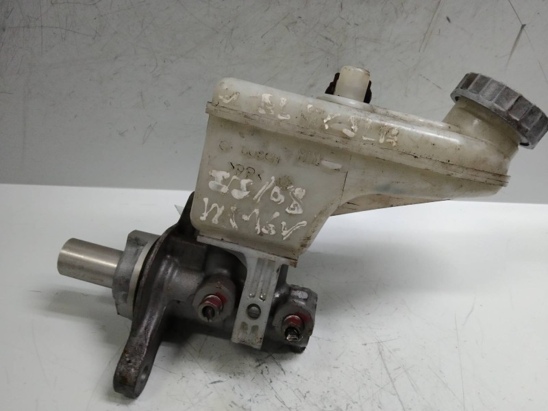 Recambio de bomba freno para opel agila b 1.2 cat (k12b / luy) referencia OEM IAM 0204Y21819  