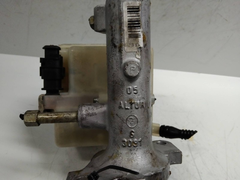 Recambio de bomba freno para opel astra h berlina 1.4 16v referencia OEM IAM   