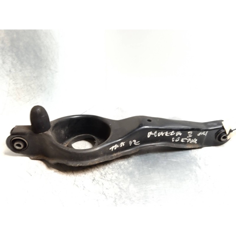 Recambio de brazo suspension inferior trasero izquierdo para mazda 3 berlina (bk) 1.6 cd diesel cat referencia OEM IAM   