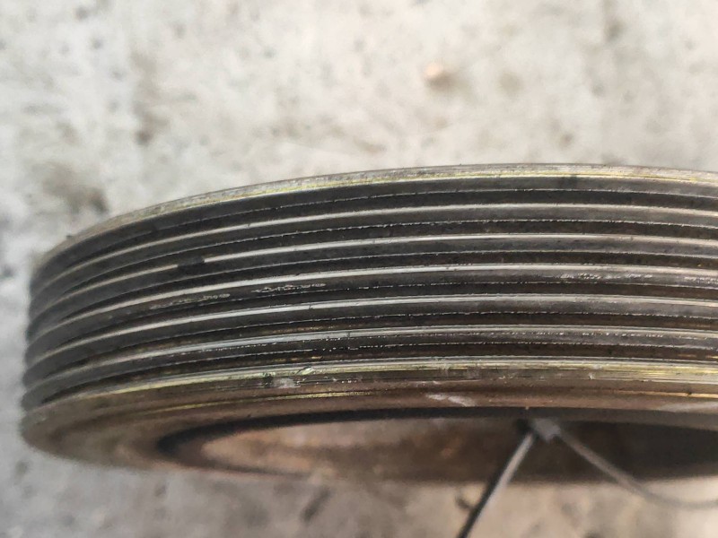 Recambio de polea cigueñal para citroen xsara berlina 1.9 d sx referencia OEM IAM 9637218980  