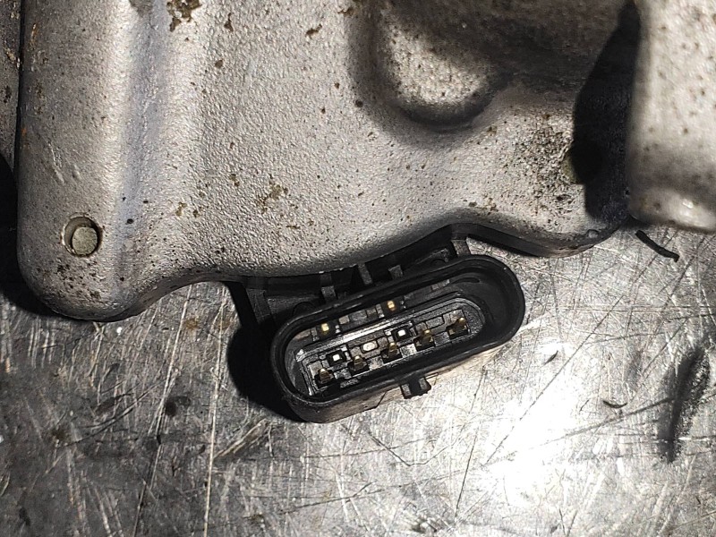 Recambio de valvula egr para mercedes sprinterii caja cerrada (desde 01.06) 210/213/216 cdi (906.611/613) referencia OEM IAM A65