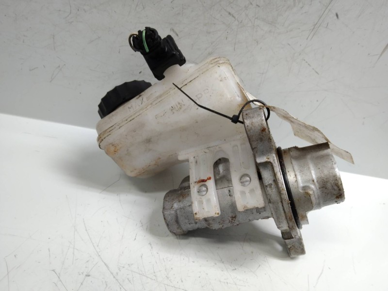 Recambio de bomba freno para peugeot 107 1.0 cat (384f) referencia OEM IAM 0204Y2182  