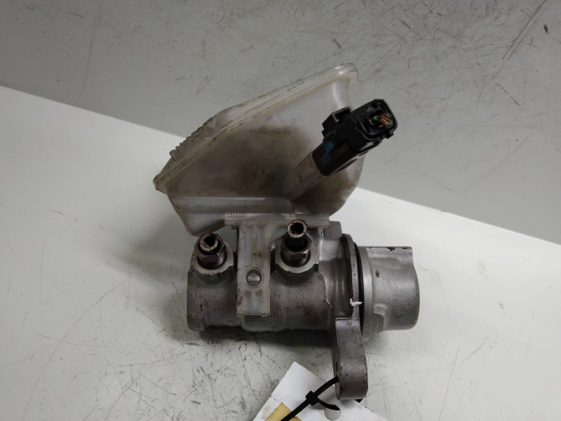 Recambio de bomba freno para peugeot 308 sport referencia OEM IAM 0204254242  