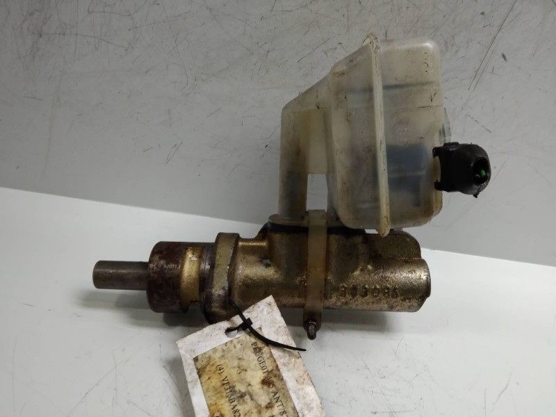 Recambio de bomba freno para peugeot 405 berlina 1.8 turbodiesel referencia OEM IAM 383086  