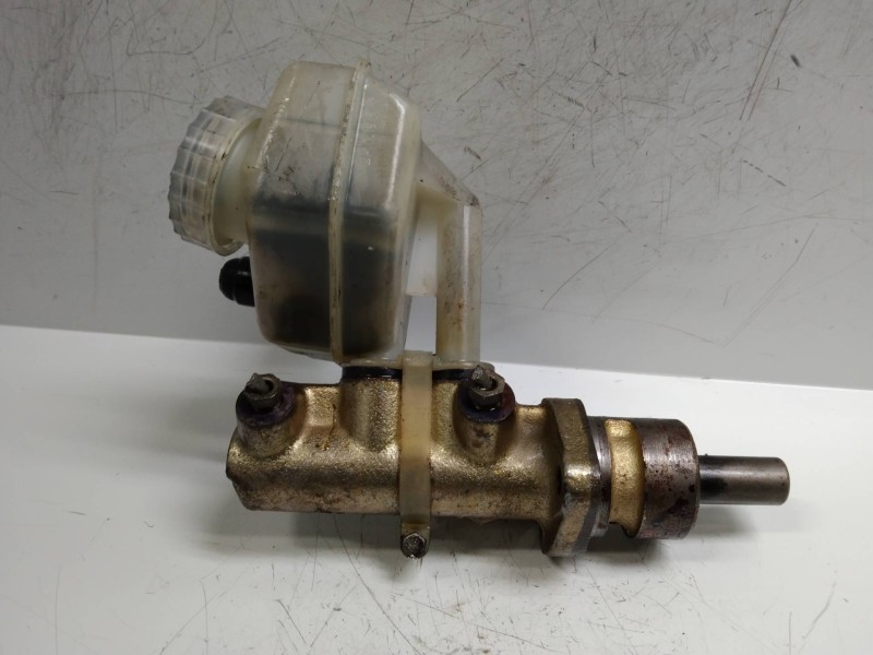 Recambio de bomba freno para peugeot 405 berlina 1.8 turbodiesel referencia OEM IAM 383086  