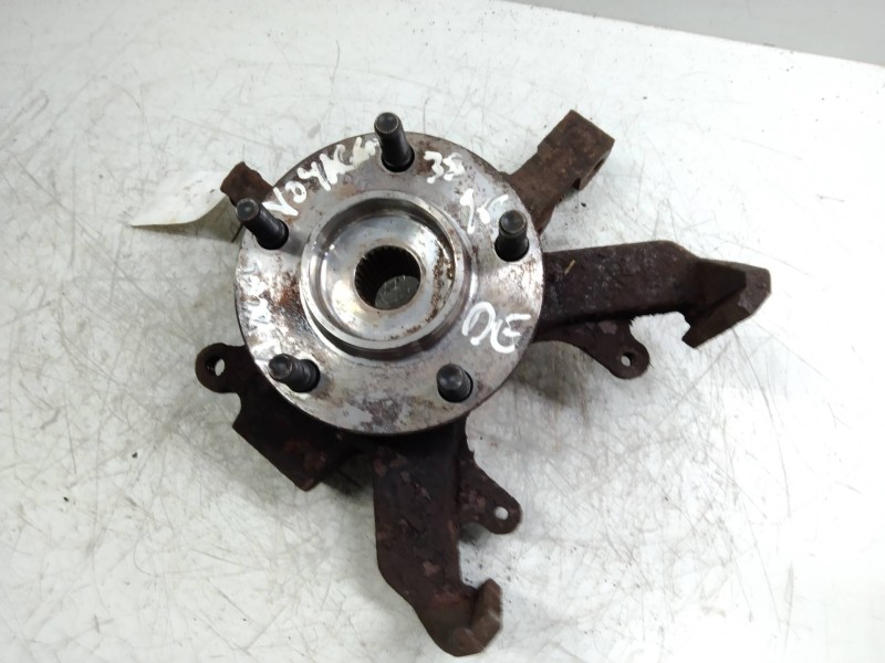 Recambio de mangueta delantera derecha para chrysler grand voyager referencia OEM IAM   