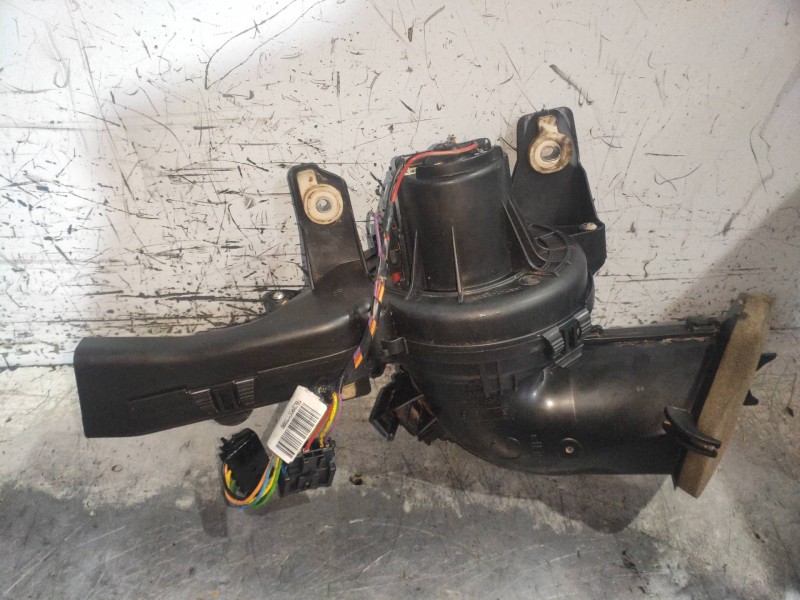 Recambio de motor calefaccion para peugeot 5008 premium referencia OEM IAM 9683441680 T5157001 