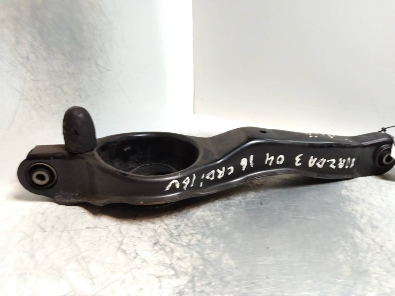 Recambio de brazo suspension inferior trasero derecho para mazda 3 berlina (bk) 1.6 cd diesel cat referencia OEM IAM   