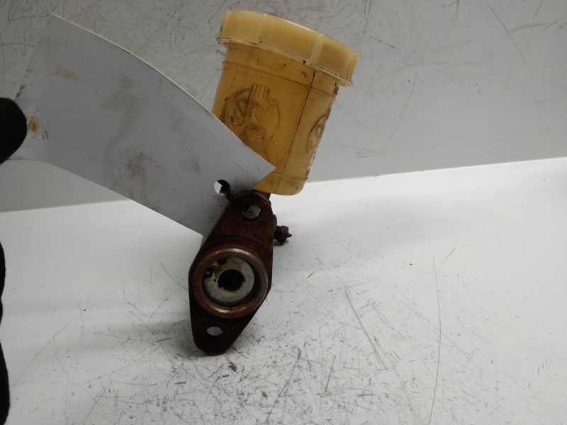 Recambio de bomba freno para renault 6 1.1 gtl referencia OEM IAM   