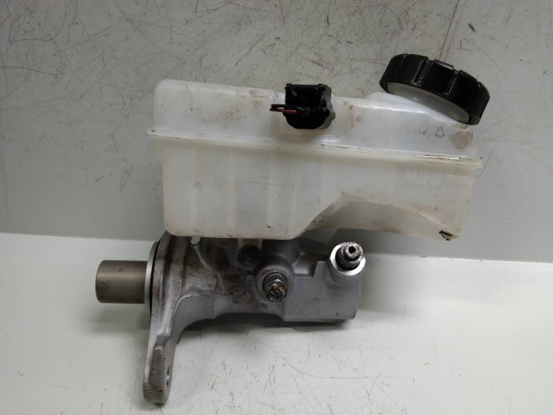 Recambio de bomba freno para renault captur 0.9 energy referencia OEM IAM   