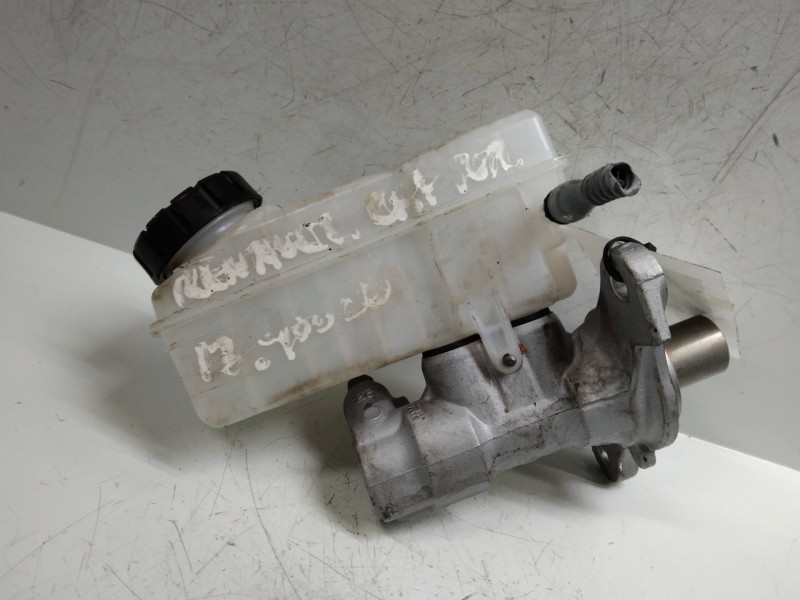 Recambio de bomba freno para renault captur 0.9 energy referencia OEM IAM   