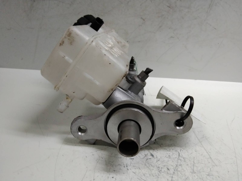 Recambio de bomba freno para renault clio iv 1.5 dci diesel fap referencia OEM IAM   