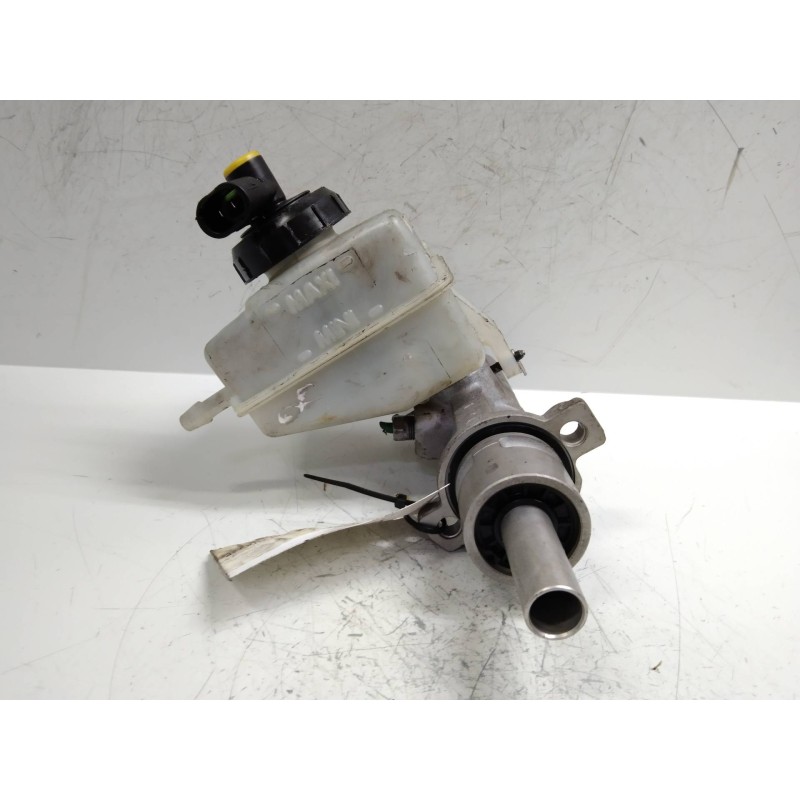 Recambio de bomba freno para renault master ii phase 2 caja cerrada 2.5 dci diesel cat referencia OEM IAM 251758179  