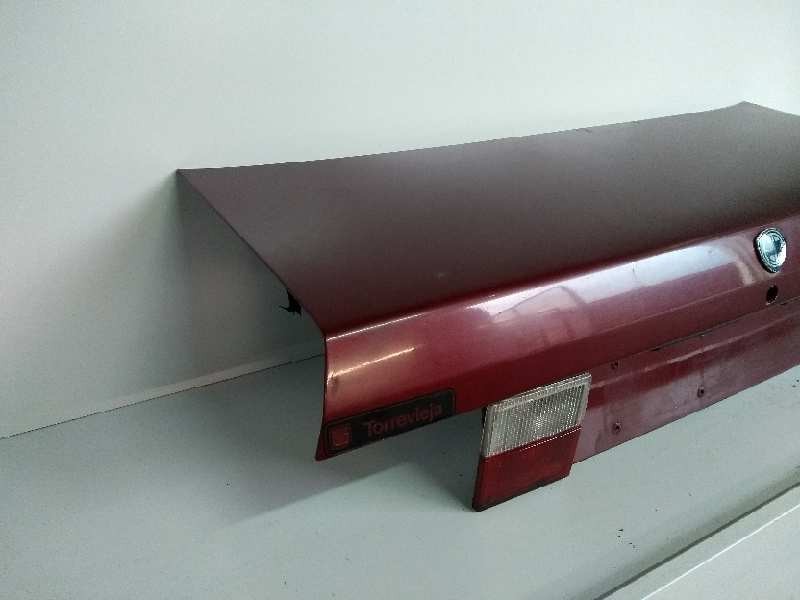 Recambio de tapa maletero para lancia prisma turbo diesel referencia OEM IAM   