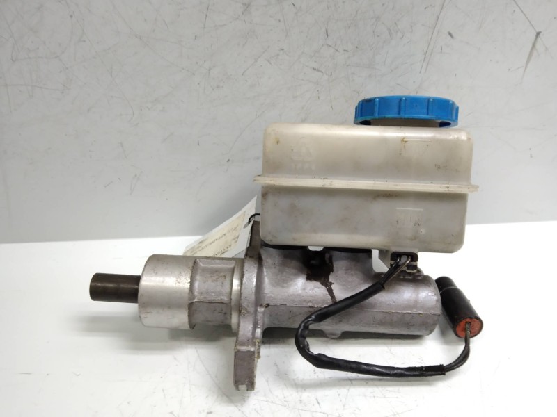 Recambio de bomba freno para ssangyong family 2.5 referencia OEM IAM 0BN0233  