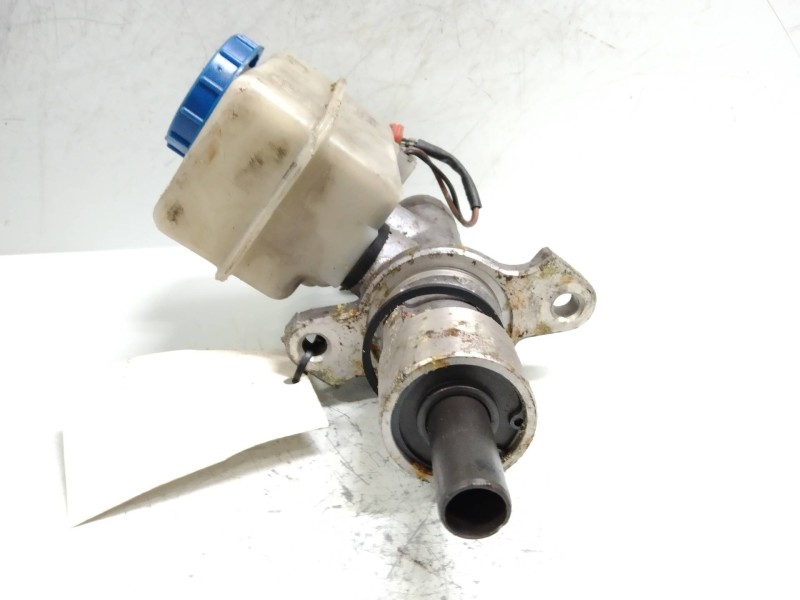 Recambio de bomba freno para ssangyong family 2.5 referencia OEM IAM 0BM0233   Recambio de bomba freno para ssangyong family 2.5 referencia OEM IAM 0BM0233