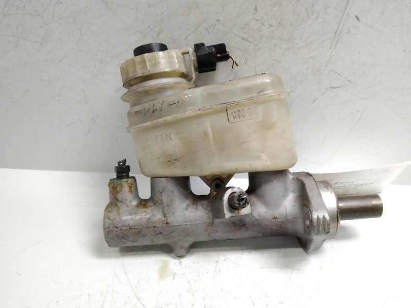 Recambio de bomba freno para toyota avensis berlina (t 22) 2.0 turbodiesel cat referencia OEM IAM   