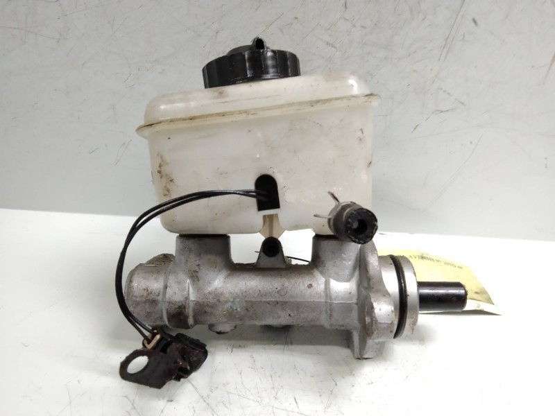 Recambio de bomba freno para toyota avensis berlina (t 22) 2.0 turbodiesel cat referencia OEM IAM   