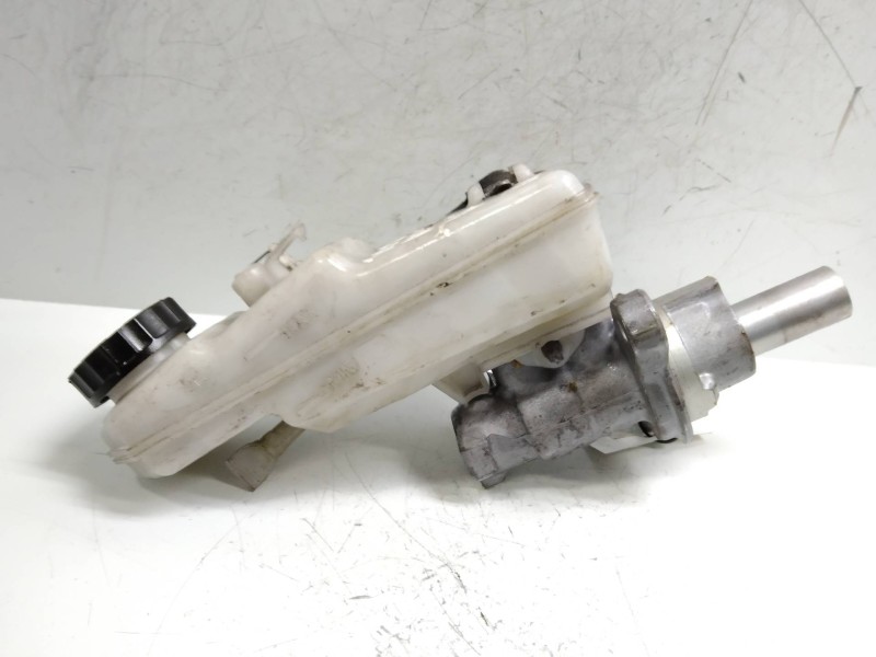 Recambio de bomba freno para toyota auris 1.6 16v cat referencia OEM IAM 0204Y24235  