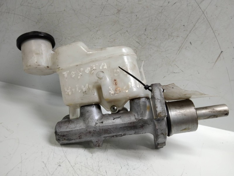Recambio de bomba freno para toyota hilux (kun) 3.0 turbodiesel referencia OEM IAM   