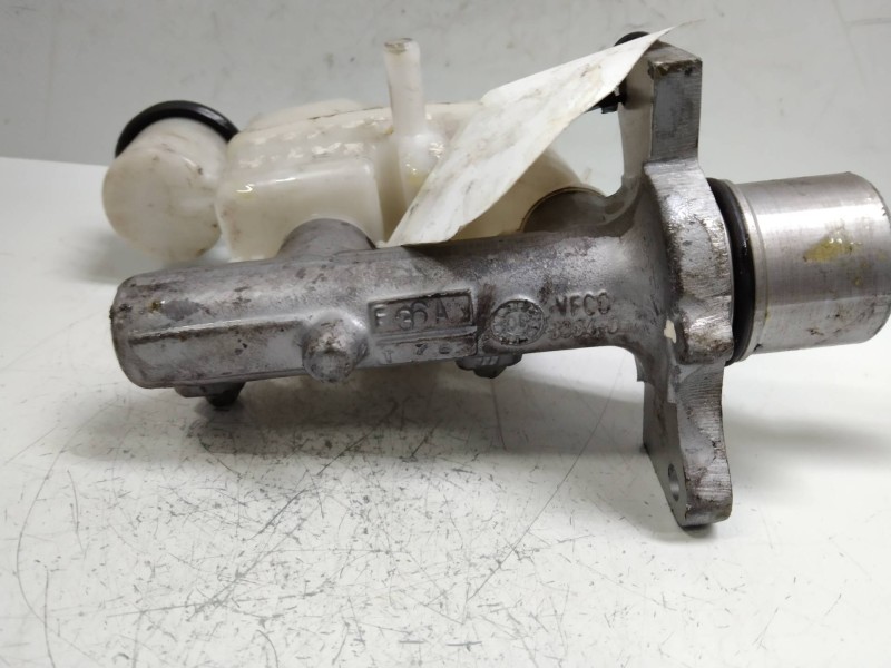 Recambio de bomba freno para toyota hilux (kun) 3.0 turbodiesel referencia OEM IAM   