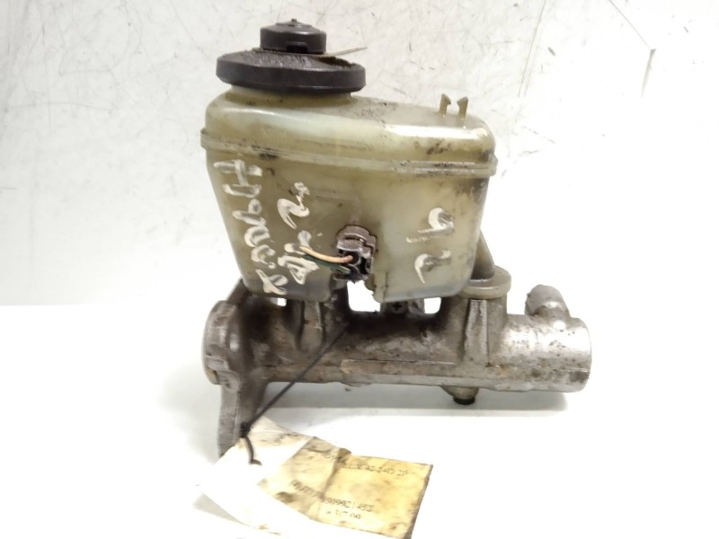 Recambio de bomba freno para toyota hilux 2.4 referencia OEM IAM   