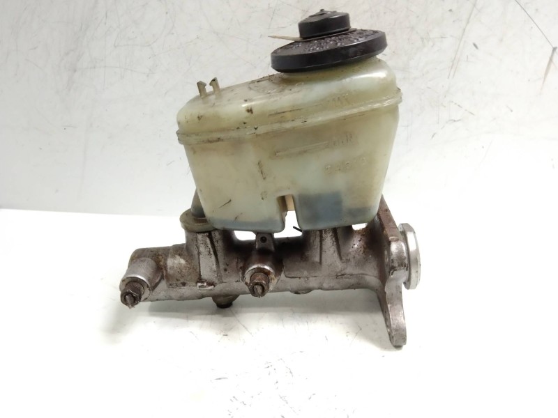 Recambio de bomba freno para toyota hilux 2.4 referencia OEM IAM   