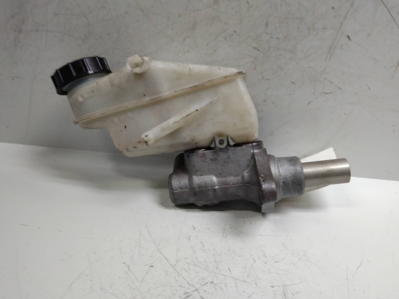 Recambio de bomba freno para toyota yaris 1.4 turbodiesel cat referencia OEM IAM   