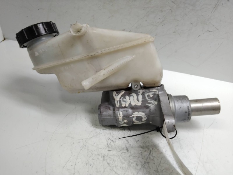 Recambio de bomba freno para toyota yaris 1.0 cat referencia OEM IAM   