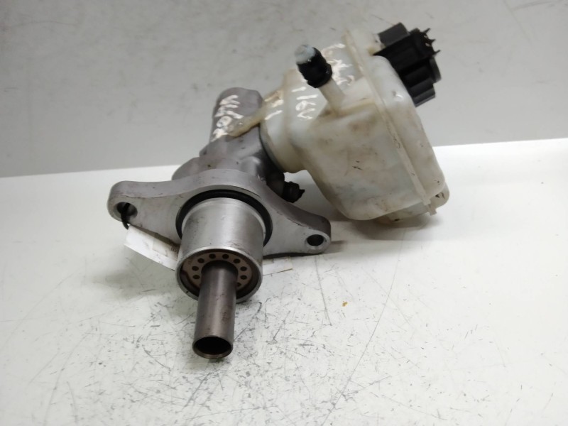 Recambio de bomba freno para volkswagen golf vi (5k1) gti referencia OEM IAM   