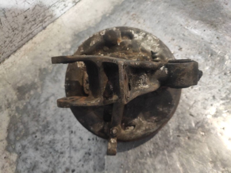 Recambio de mangueta delantera izquierda para seat 600 0.8 referencia OEM IAM   