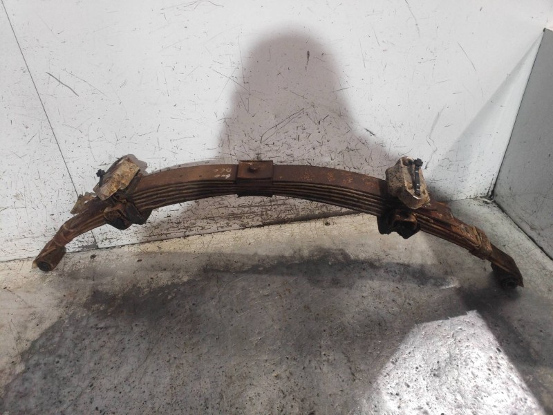 Recambio de ballesta delantera para seat 600 0.8 referencia OEM IAM   