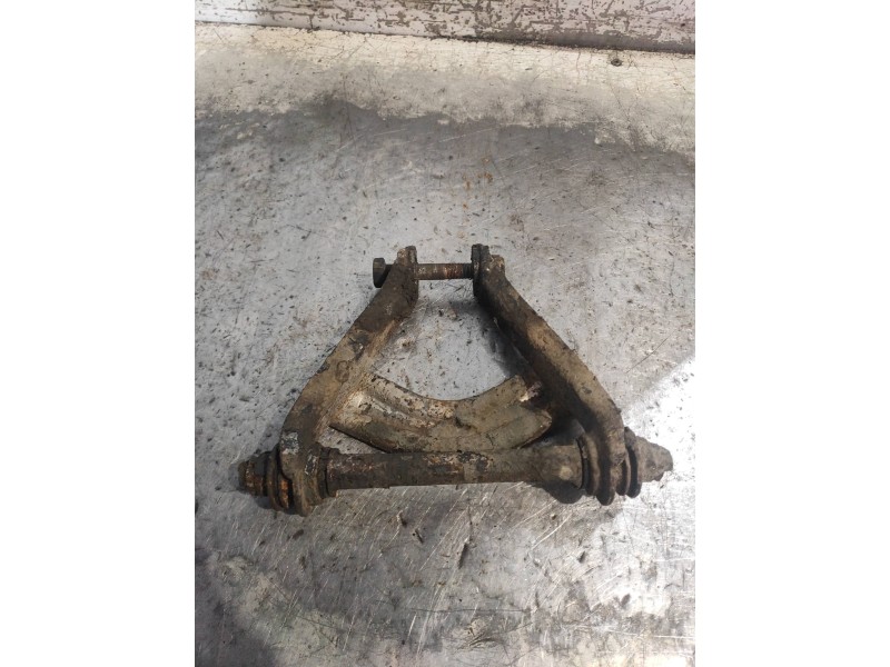 Recambio de brazo suspension inferior delantero derecho para seat 600 0.8 referencia OEM IAM   
