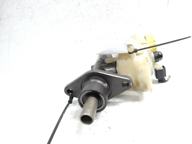 Recambio de bomba freno para volkswagen polo (9n1) trendline referencia OEM IAM    Recambio de bomba freno para volkswagen polo (9n1) trendline referencia OEM IAM