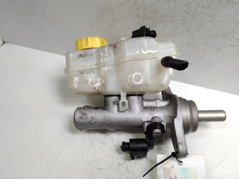 Recambio de bomba freno para volkswagen polo (6c1) 1.0 referencia OEM IAM   