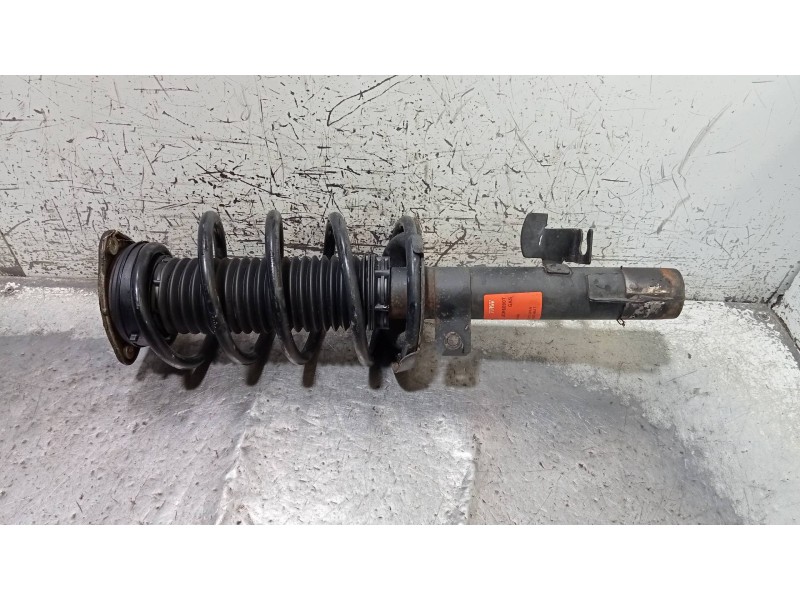 Recambio de amortiguador delantero izquierdo para mazda 3 berlina (bk) 1.6 crdt active referencia OEM IAM   
