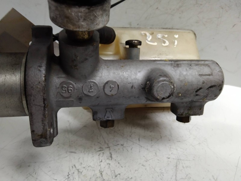 Recambio de bomba freno para volvo serie 850 2.5 20v cat referencia OEM IAM   