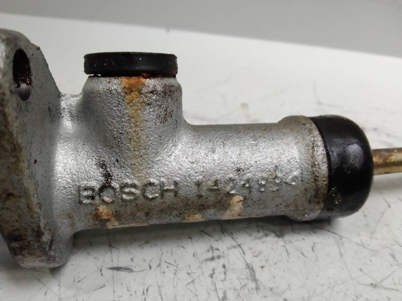 Recambio de bomba embrague para lancia lybra berlina 1.9 turbodiesel cat referencia OEM IAM 1424894  