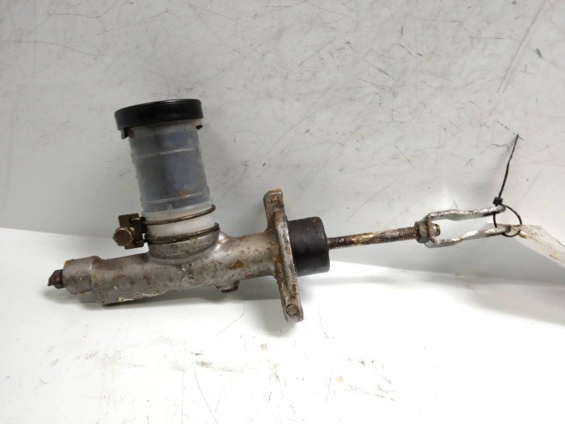 Recambio de bomba embrague para nissan patrol (k/w260) largo ta referencia OEM IAM    Recambio de bomba embrague para nissan patrol (k/w260) largo ta referencia OEM IAM