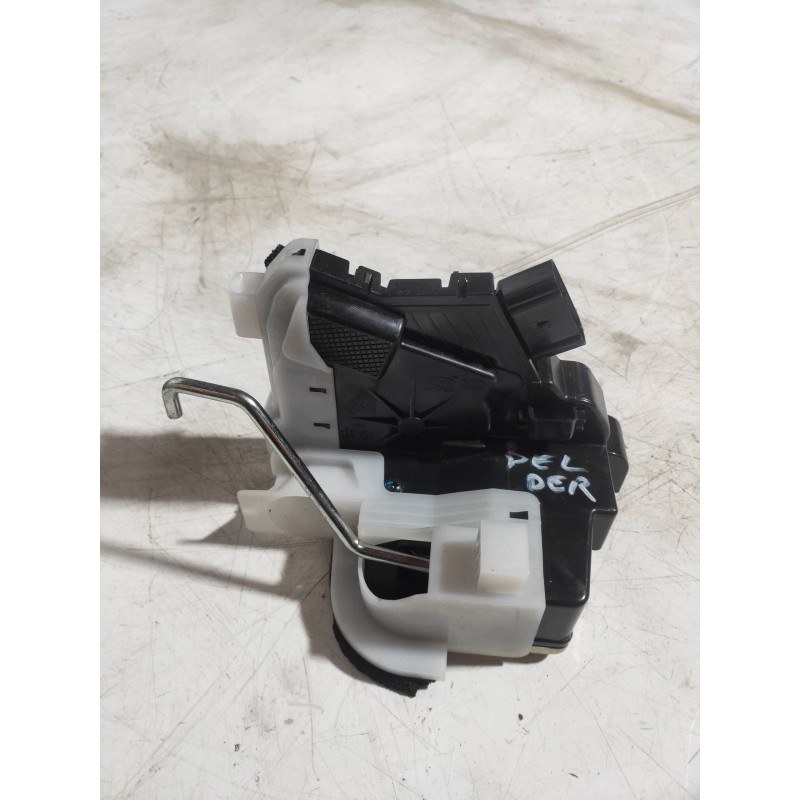 Recambio de motor cierre centralizado delantero derecho para hyundai i20 coupe 1.2 16v cat referencia OEM IAM 81320C8340 3P 