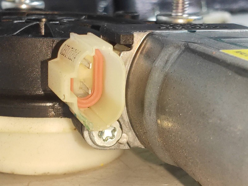 Recambio de elevalunas delantero derecho para hyundai i20 coupe 1.2 16v cat referencia OEM IAM 82460C8300  