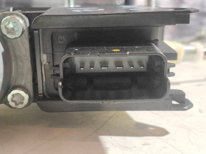 Recambio de elevalunas delantero izquierdo para hyundai i20 coupe 1.2 16v cat referencia OEM IAM 82450C8310  