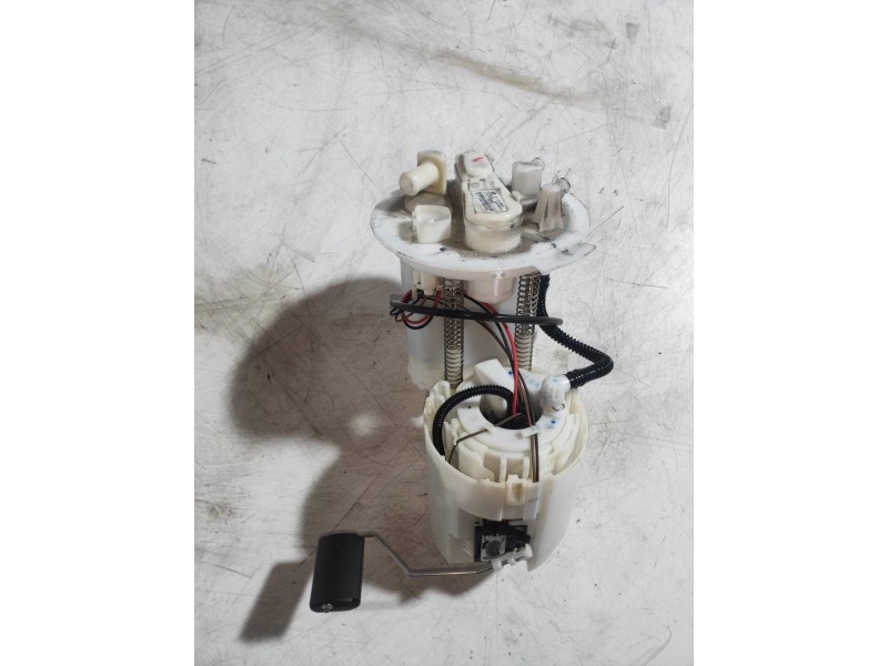 Recambio de bomba combustible para hyundai i20 coupe 1.2 16v cat referencia OEM IAM 31110C8000 1000D03470 