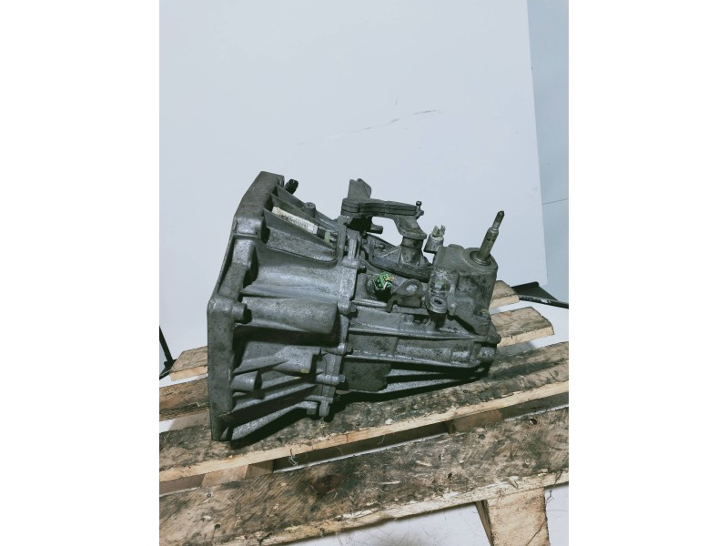 Recambio de caja cambios para renault kangoo dynamique referencia OEM IAM TL4A000 S260224 