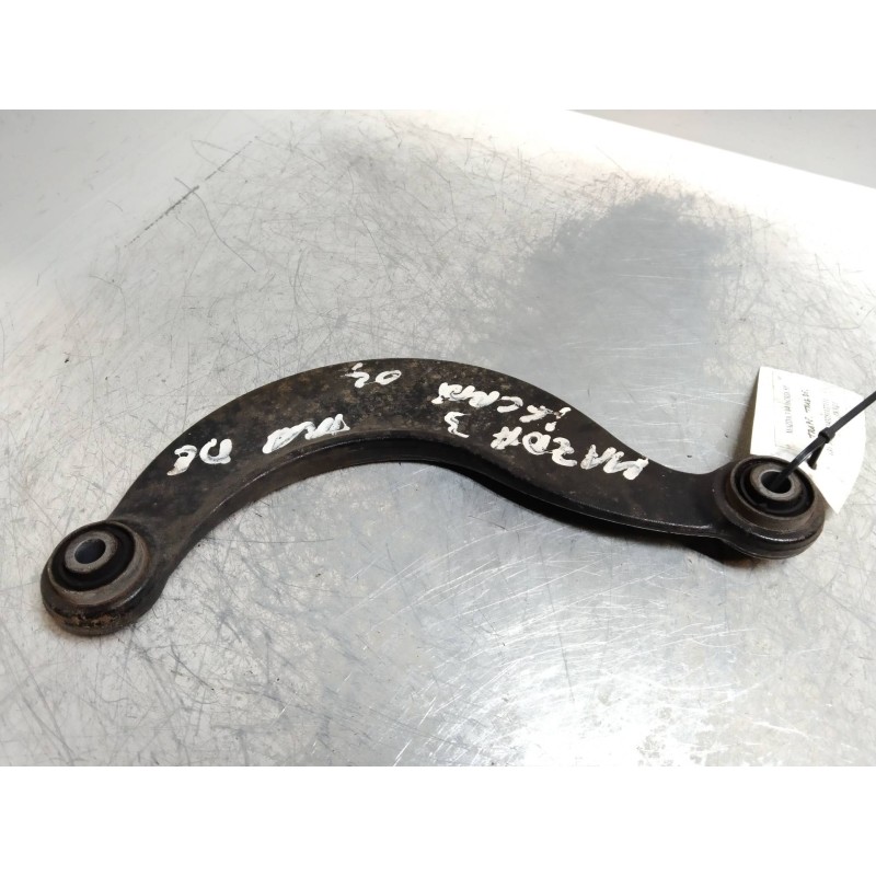Recambio de brazo suspension superior trasero derecho para mazda 3 berlina (bk) 1.6 cd diesel cat referencia OEM IAM   