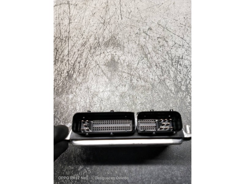 Recambio de centralita motor uce para volkswagen passat berlina (3b3) comfortline referencia OEM IAM 0281010404 038906019BN EDC1