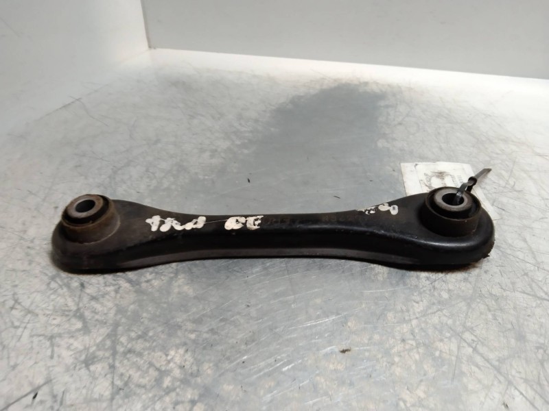 Recambio de brazo suspension inferior trasero derecho para mazda 3 berlina (bk) 1.6 cd diesel cat referencia OEM IAM   